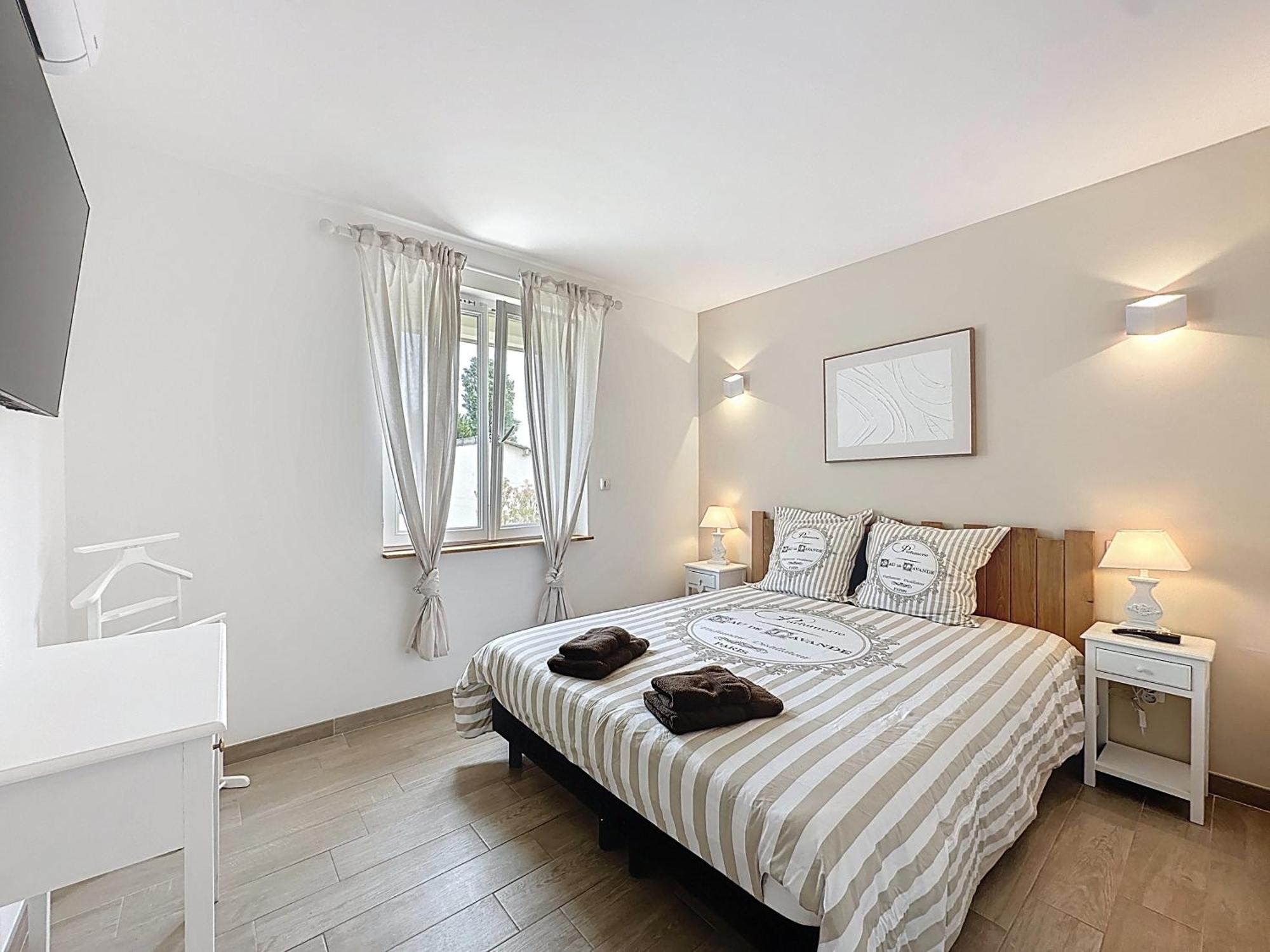 Charmante Maison 2 Chambres Avec Cour Et Jardin سانت سافين المظهر الخارجي الصورة